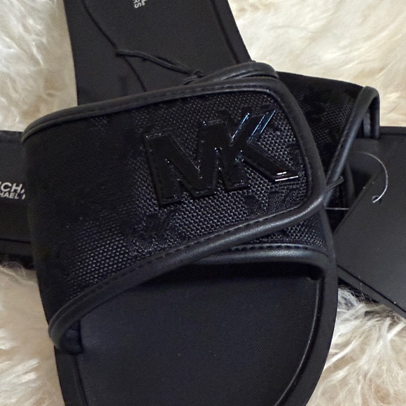 Michael Kors Black Logo Slide Sandals - Picture 3 of 4